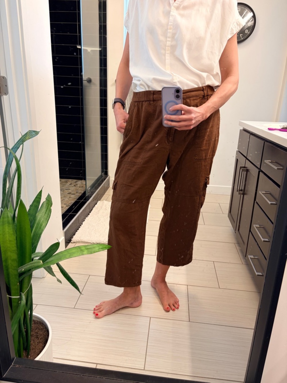 Pilcro Cropped Cargo Pants in Brown